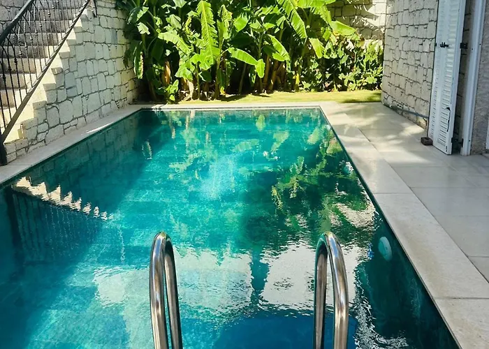 Evalacati-Villa Palma-Netflix Joy Чешме