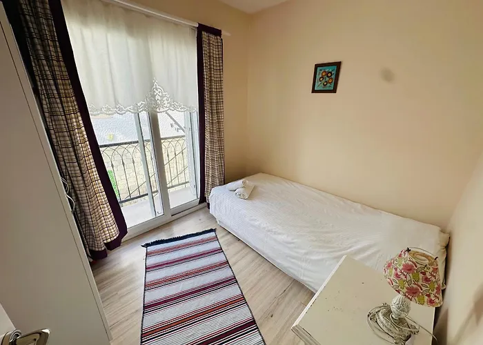 Evalacati-Villa Palma-Netflix Joy Вілла *