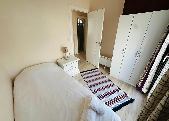 Evalacati-Villa Palma-Netflix Joy Вілла *