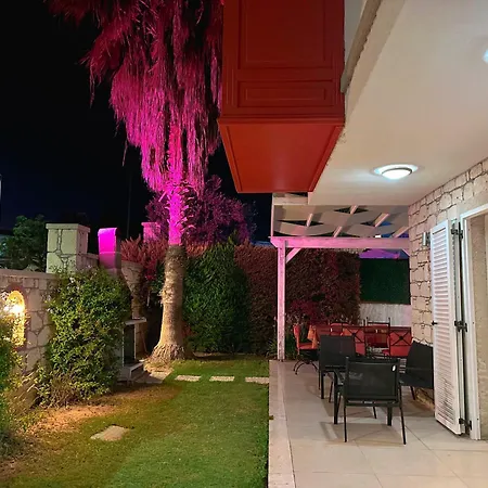 빌라 Evalacati-Villa Palma-Elite With Private Pool And Garden